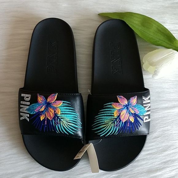 PINK Victoria's Secret Shoes - PINK Victoria's Secret Slide/Sandals size M(7-8)